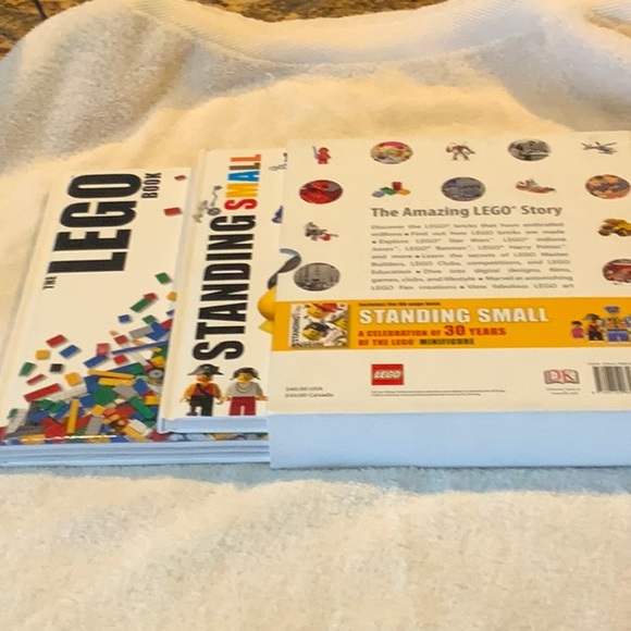 The Lego book and standing small in slip case, set hardcover - Picture 2 of 14